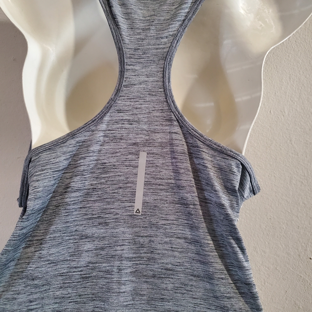 NWT Reebok Training Tank Top sz M - Picture 3 of 6